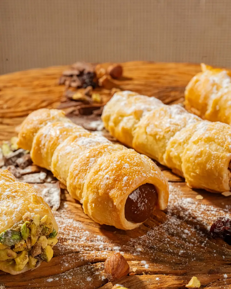 Cannoli de pistache e de doce de leite