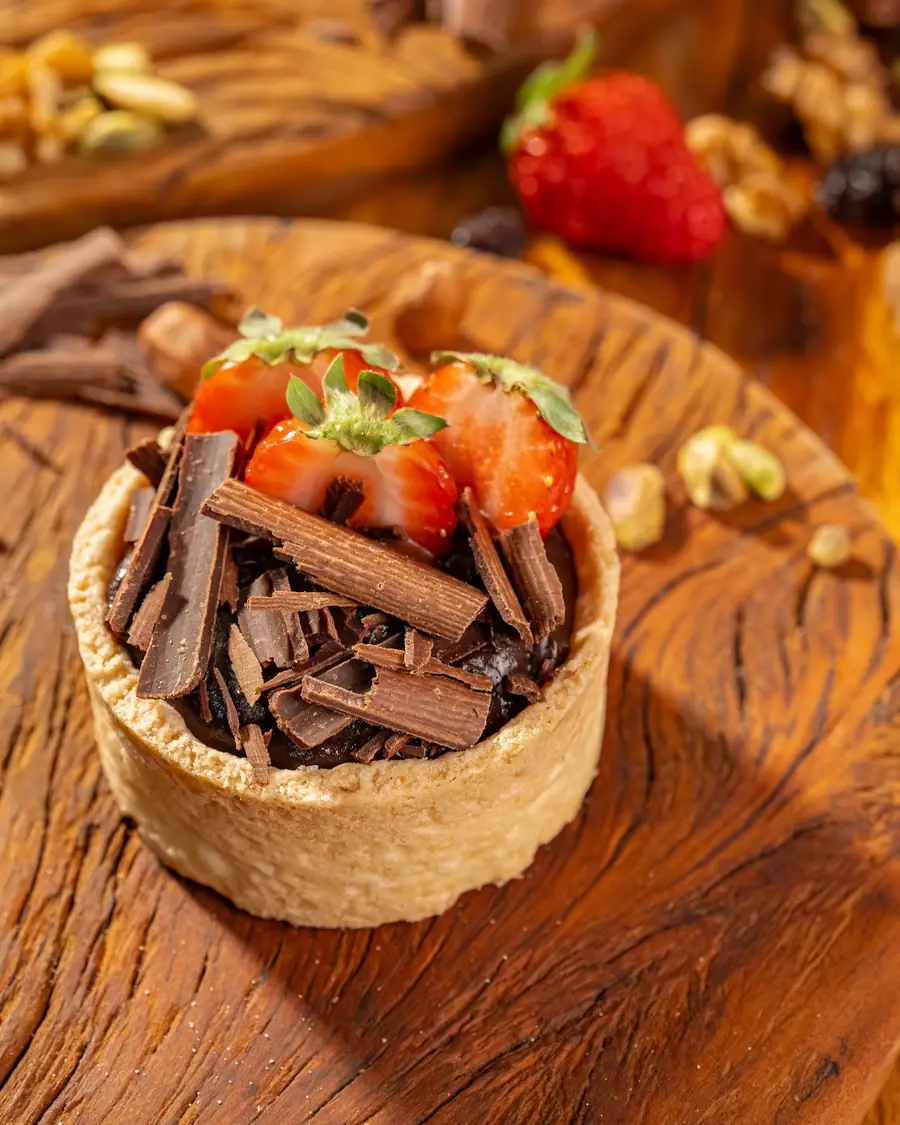 Tartelete de chocolate com morangos
